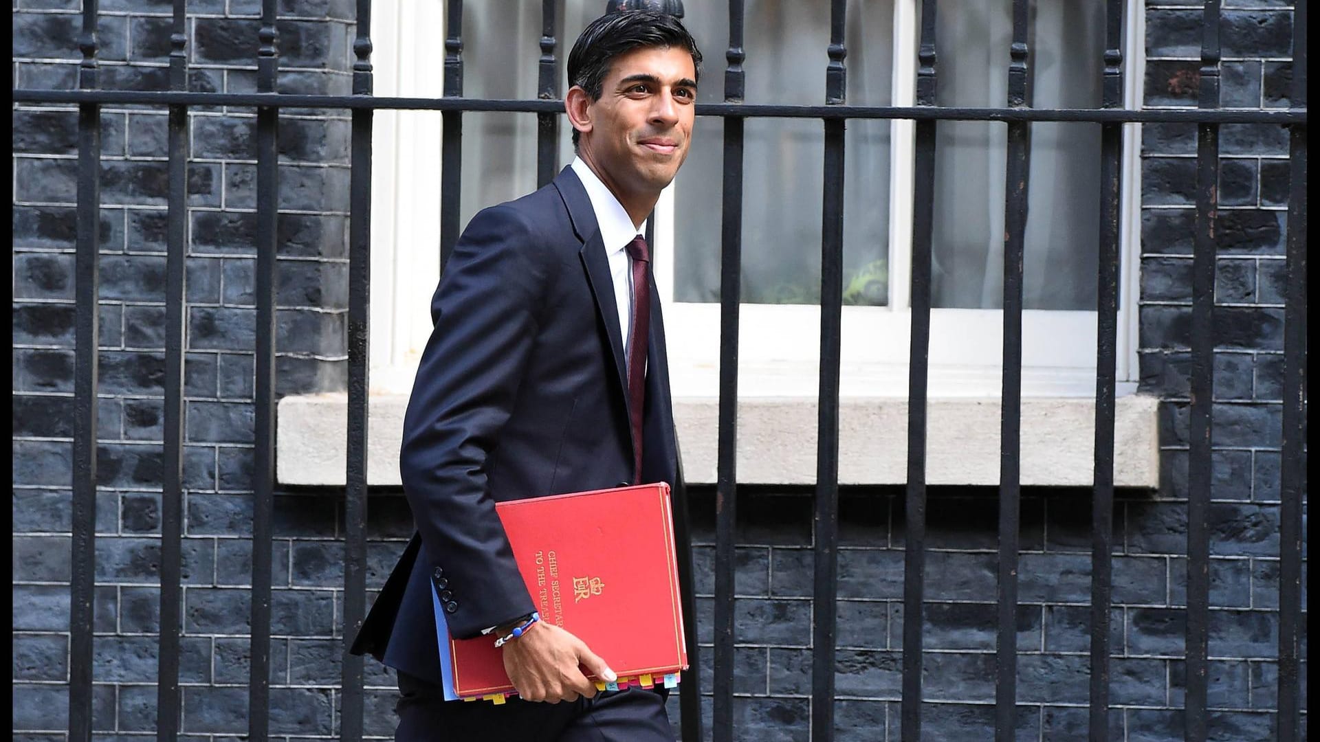 Die Erwartungen an ihn sind riesig: Rishi Sunak, Finanzminister unter Boris Johnson, präsentiert am Mittwoch den ersten Staatshaushalt seit der Wahl im vergangenen Jahr.