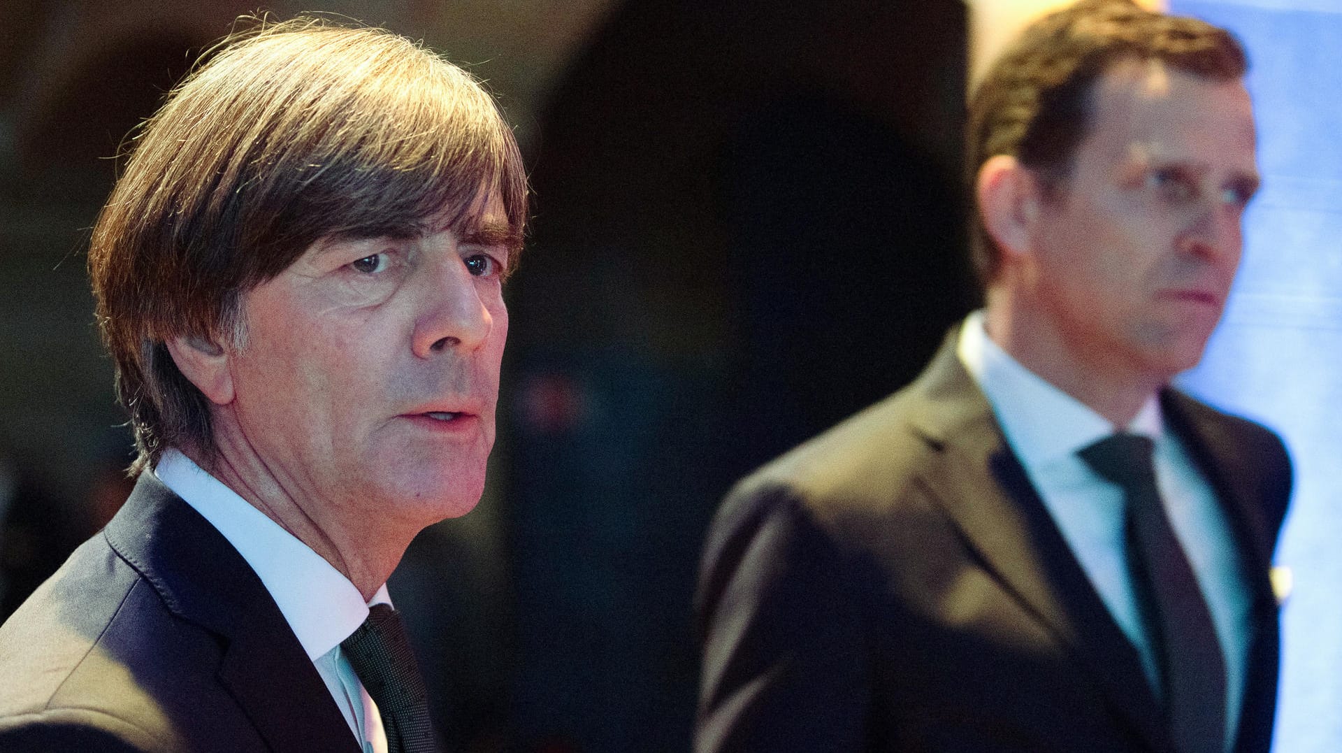 Wollen mit der deutschen Nationalmannschaft im Sommer erfolgreich sein, doch kommt es wirklich dazu? Bundestrainer Joachim Löw (l.) und Oliver Bierhoff.