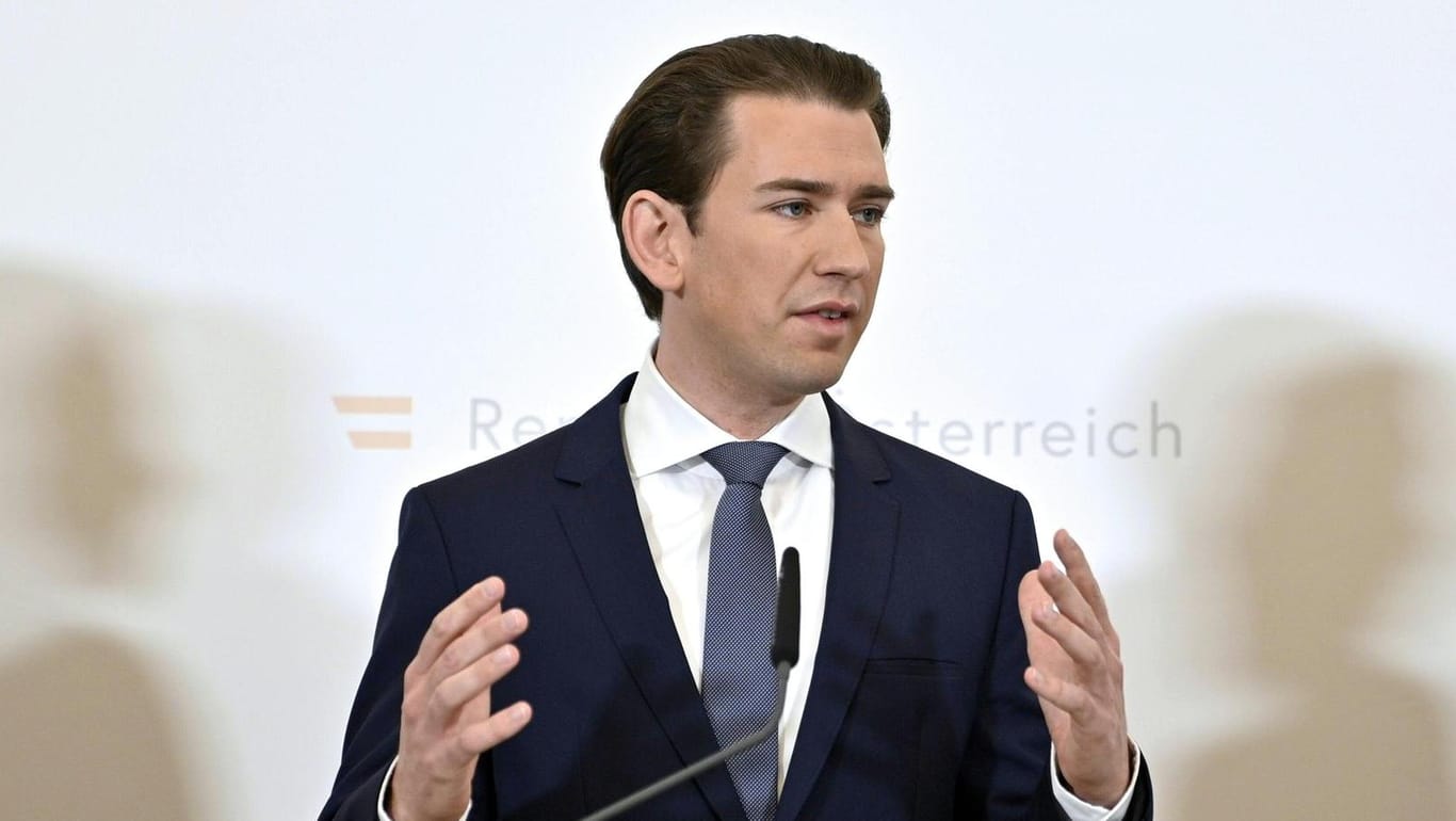 Sebastian Kurz: Der Bundeskanzler von Österreich hat drastische Maßnahmen für Einreisende und für die eigene Bevölkerung verkündet.