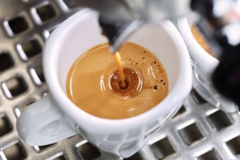 Kaffeemaschine: Wer einen Kauf plant, sollte zuerst klären, welche Vorlieben er beim Kaffegenuss hat.