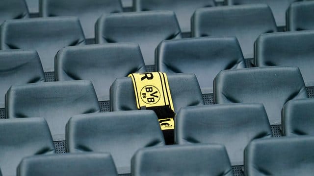 Beim Dortmunder Gastspiel in Paris werden keine Zuschauer im Stadion sein. Beim Dortmunder Gastspiel in Paris werden keine Zuschauer im Stadion sein.