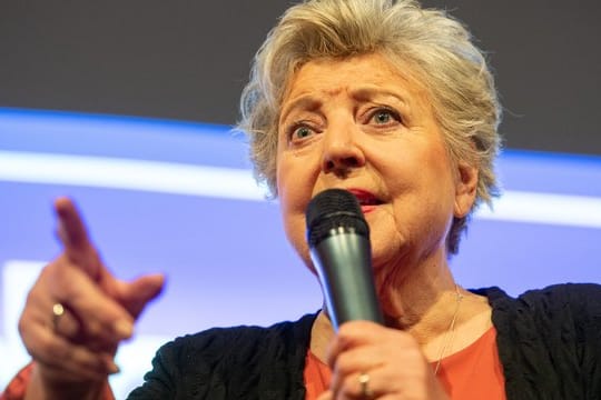 Marie-Luise Marjan alias Helga Beimer zeigte sich bei einem Treffen langjähriger "Lindenstraße"-Darsteller überzeugt: "Die Serie lebt weiter.