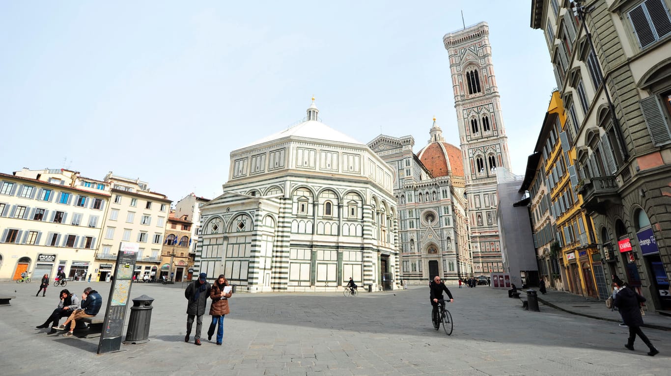 Die Piazza Duomo in Florenz: Die Menschen meiden Italiens Innenstädte und Sehenswürdigkeiten.