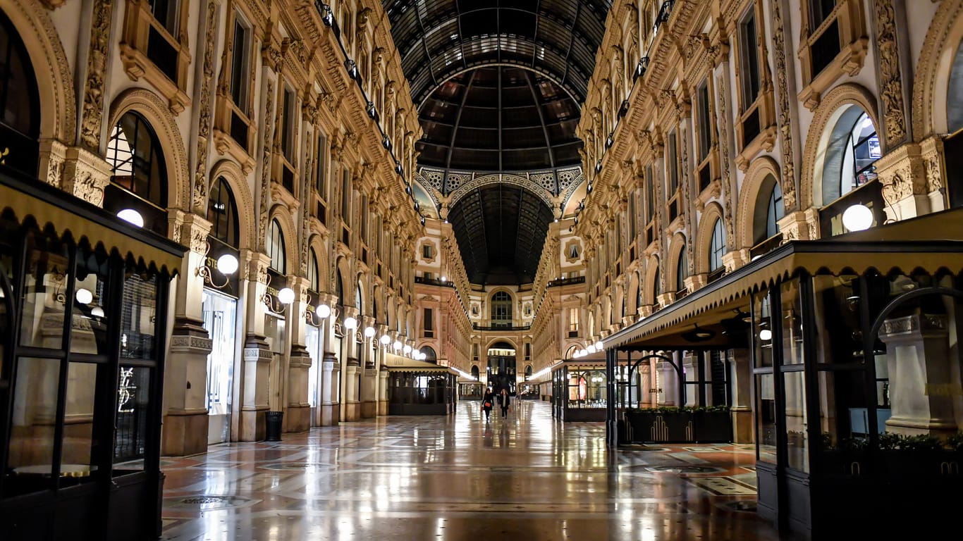 Mailand in Norditalien: Die berühmte Viktor-Emanuel-Galerie ist fast menschenleer.