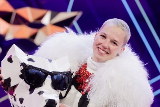Stefanie Heinzmann verbarg sich unter der Maske der Dalmatiner-Hündin.