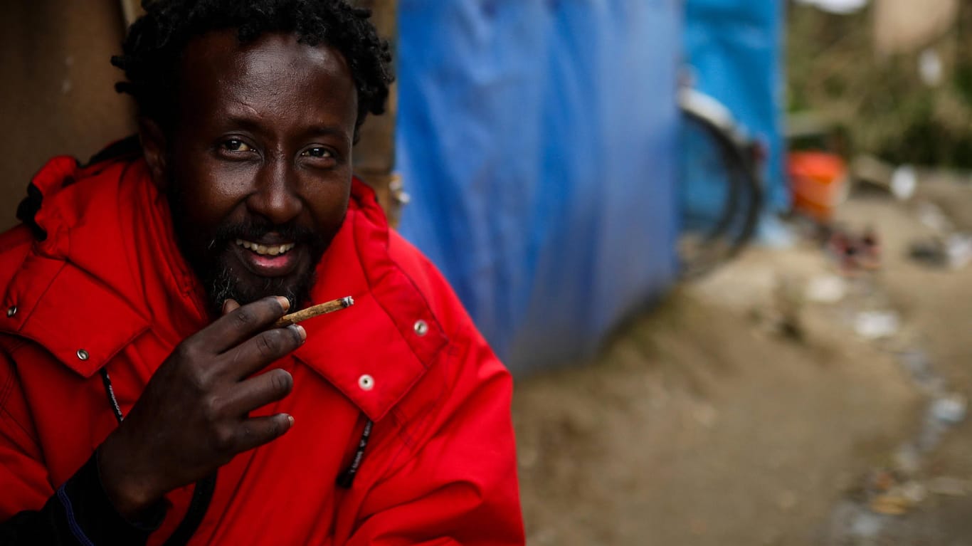 Einer unserer Beschützer aus Somalia in Moria: Zum Abschied bittet er uns: "Vergesst uns nicht."