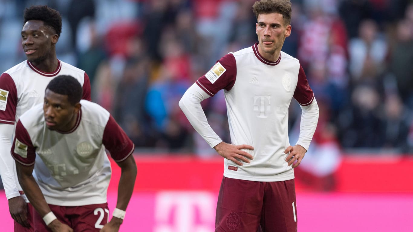 Leon Goretzka blickt ernst: Der FC Bayern München spielt in Berlin wohl doch ohne Zuschauer.