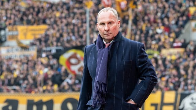 Aues Präsident Helge Leonhardt rechnet aufgrund der Corona-Krise mit einem vorzeitigen Saison-Ende. Aues Präsident Helge Leonhardt rechnet aufgrund der Corona-Krise mit einem vorzeitigen Saison-Ende.
