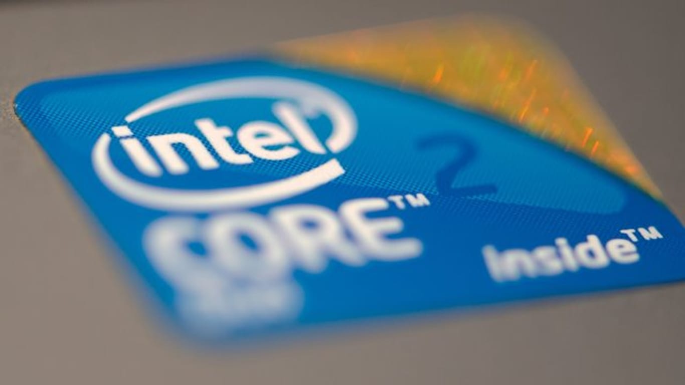 In Prozessoren von Intel sind weitere Sicherheitslücken entdeckt worden, über die Angreifer sensible Daten wie Passwörter auslesen können.