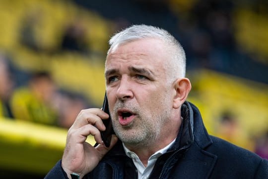 Geht in die Verteidigungshaltung: Union-Präsident Dirk Zingler.