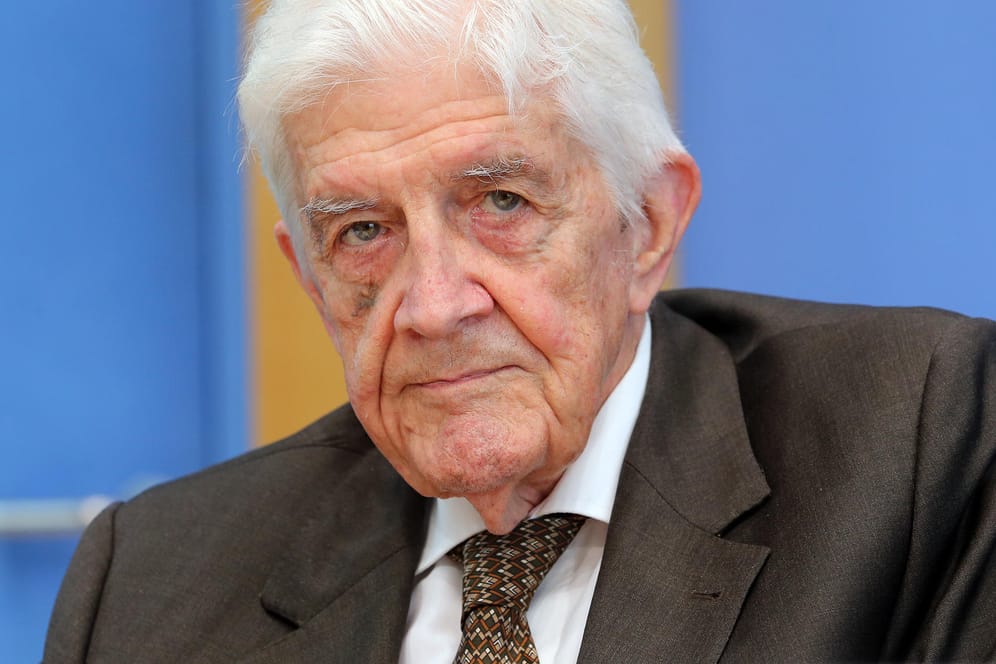 Burkhard Hirsch im März 2018: Der FDP-Politiker ist mit 89 Jahren verstorben.