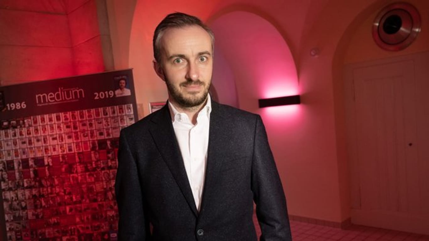 Solidarität in Zeiten von Corona: Entertainer Jan Böhmermann fordert Hilfe für die Kulturszene.