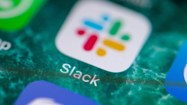 Die Slack-Aktie war im Juni vergangenen Jahres mit einem Preis von mehr als 38 Dollar an der Börse gestartet. Die Slack-Aktie war im Juni vergangenen Jahres mit einem Preis von mehr als 38 Dollar an der Börse gestartet.