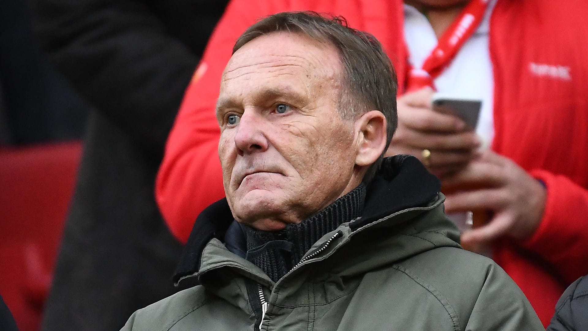 Hans-Joachim Watzke: Der BVB-Boss sieht den Fußball in der größten Krise seiner Existenz. Hans-Joachim Watzke: Der BVB-Boss sieht den Fußball in der größten Krise seiner Existenz.