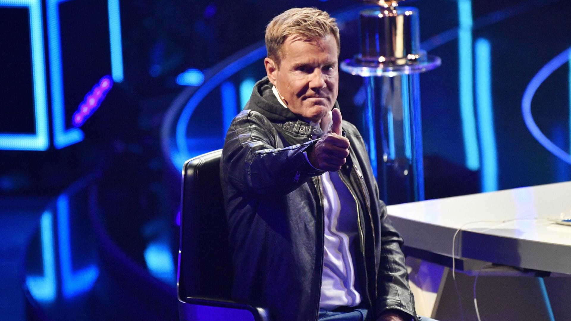 Dieter Bohlen: Der "Poptitan" äußerte sich in der Liveshow von DSDS zu Xavier Naidoo. Das Foto ist beim Finale der 16. Staffel entstanden. Die Jacke trug er am Samstag auch.