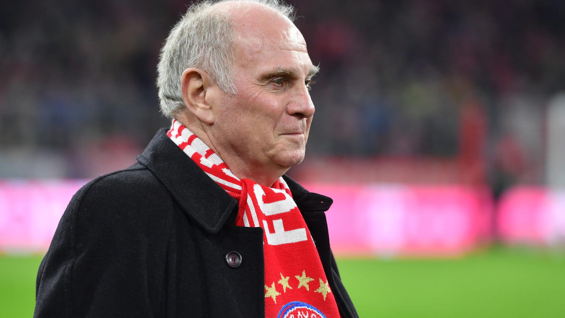 Appellierte an den Zusammenhalt der Bundesliga-Gemeinschaft: Ex-Bayern-Boss Uli Hoeneß.