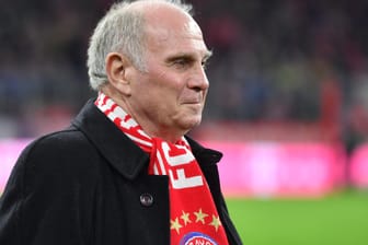 Appellierte an den Zusammenhalt der Bundesliga-Gemeinschaft: Ex-Bayern-Boss Uli Hoeneß.