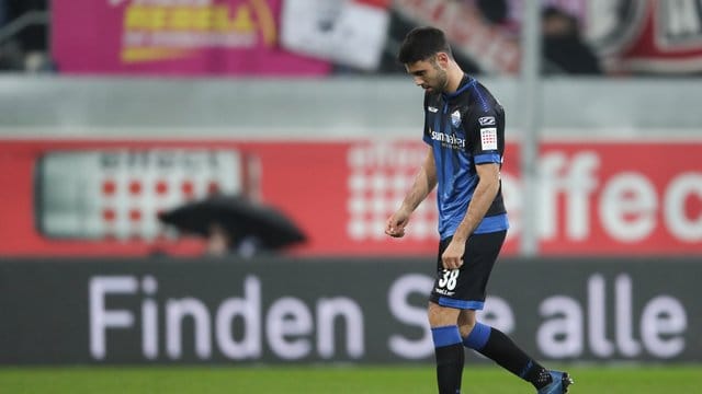 Der SC Paderborn um Gerrit Holtmann steht auf dem letzten Tabellenplatz der Bundesliga.