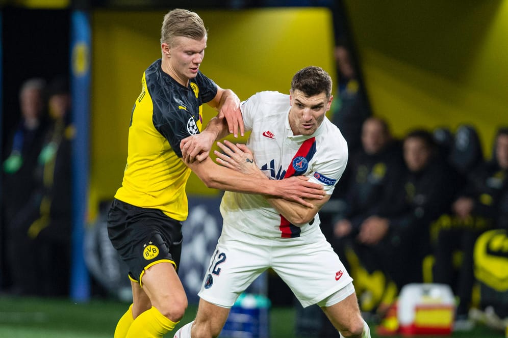 Könnten bald im gleichen Trikot im Signal Iduna Park spielen: PSG-Spieler Thomas Meunier (re.) und Dortmunds Erling Haaland (li.).