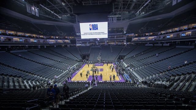 Auch der Spielbetrieb in der NBA wird so schnell nicht wieder aufgenommen. Auch der Spielbetrieb in der NBA wird so schnell nicht wieder aufgenommen.