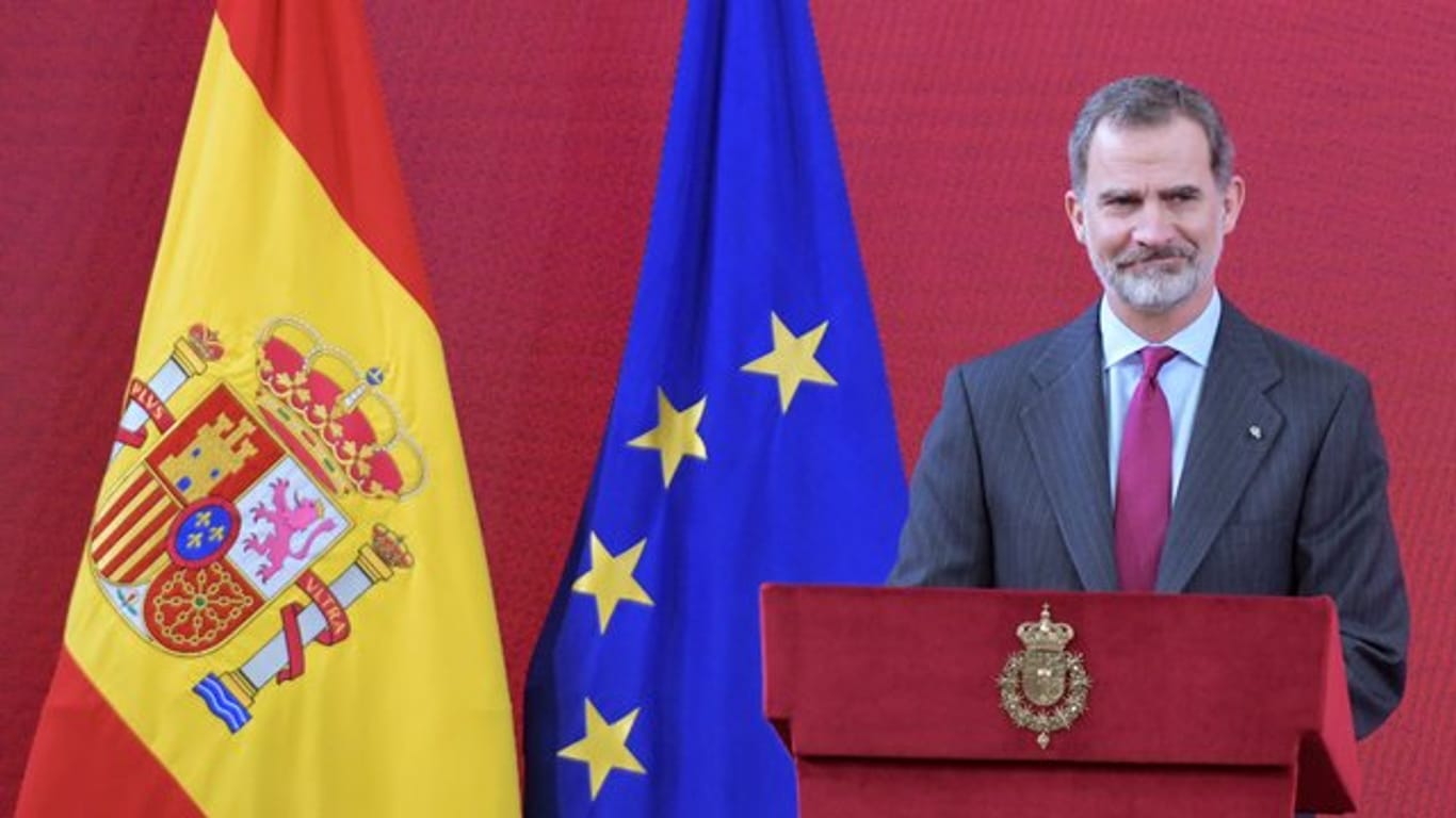 Spaniens König Felipe bekommt viel Lob nach dem Bruch mit seinem Vater.