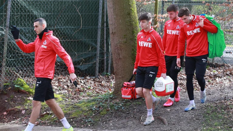 1.FC Köln-Training: Wann die Mannschaft das nächste Mal wieder ran muss, ist noch völlig unklar.