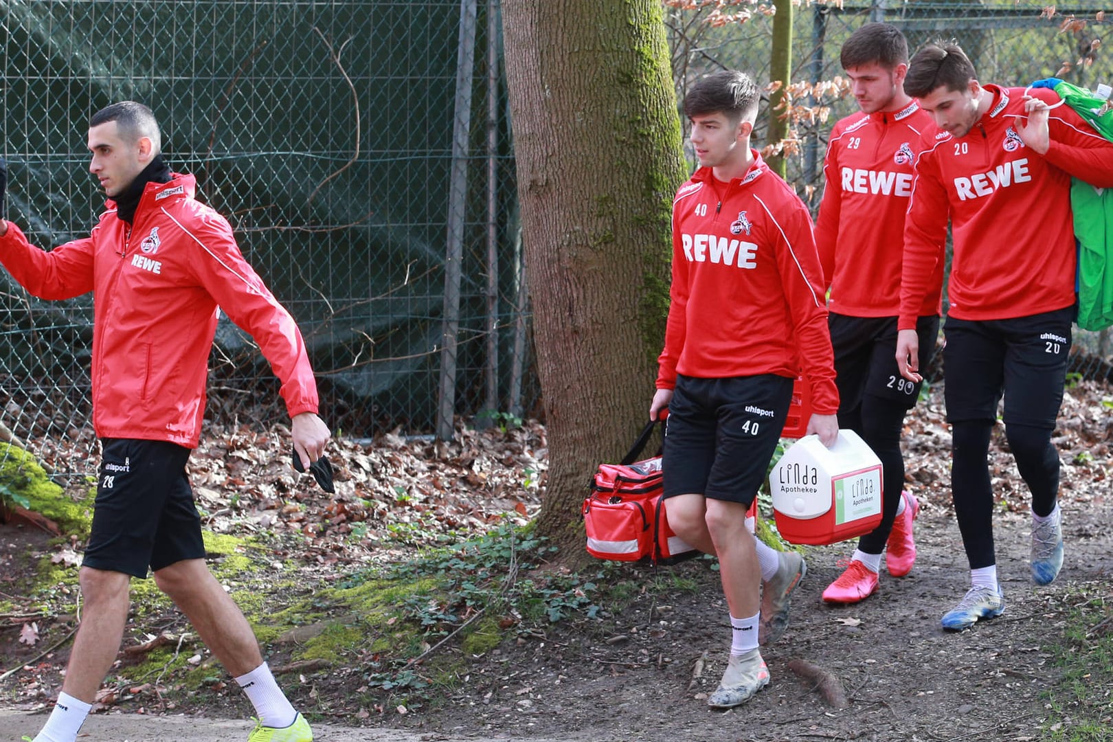 1.FC Köln-Training: Wann die Mannschaft das nächste Mal wieder ran muss, ist noch völlig unklar.