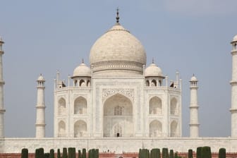 Das historischen Taj Mahal in Agra.