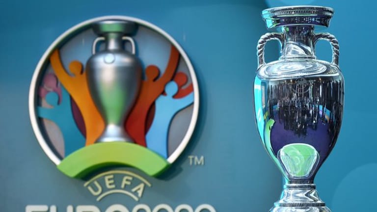Die UEFA verlegt die Fußball-Europameisterschaft von 2020 auf 2021.