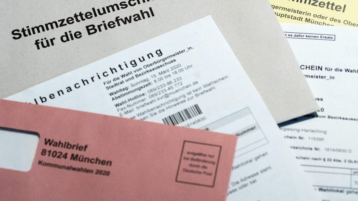 Briefwahlunterlagen zur Kommunalwahl am 15. März: Erneut müssen Wähler ihre Stimme abgeben, jedoch per Brief.