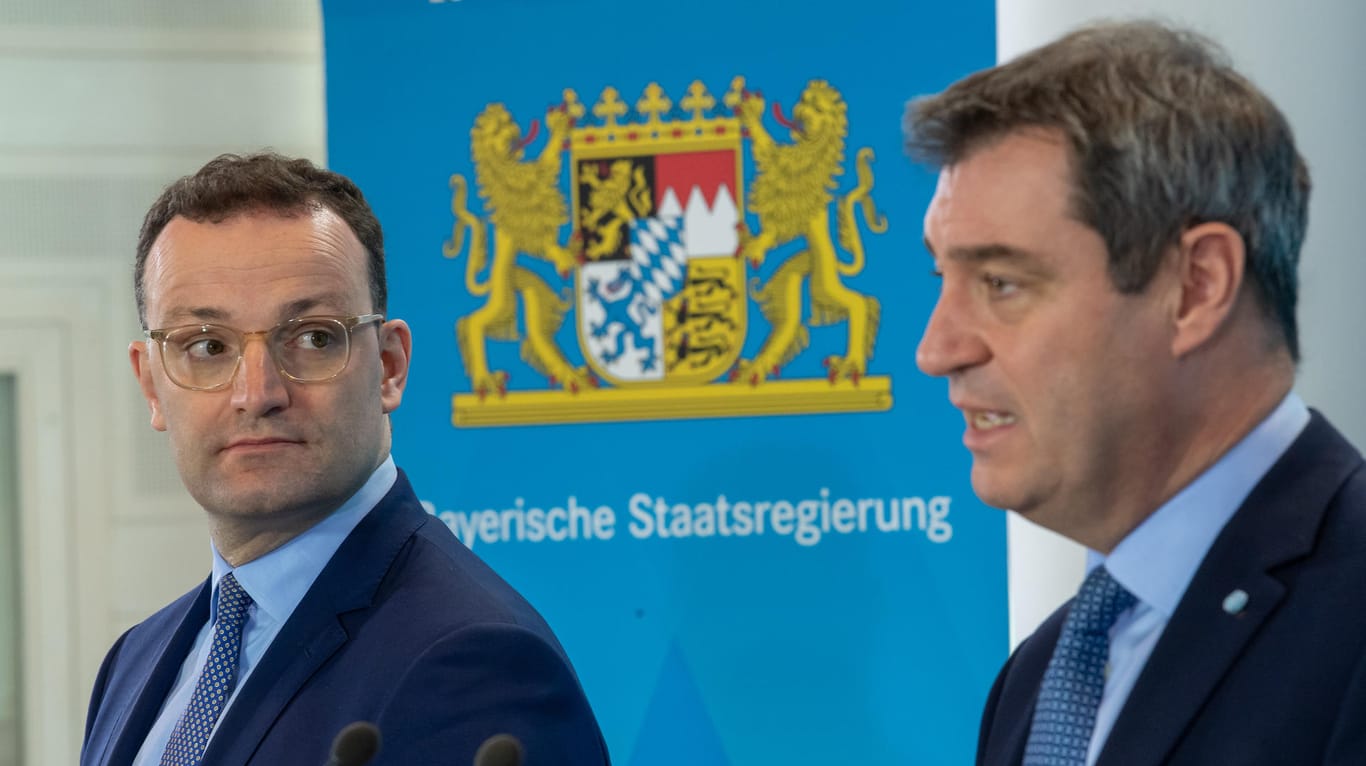 Bundesgesundheitsminister Jens Spahn (CDU) und der bayerische Ministerpräsident Markus Söder (CSU): "Ich nehme eine sehr, sehr große Bereitschaft wahr, einander zu helfen und mitzuhelfen."