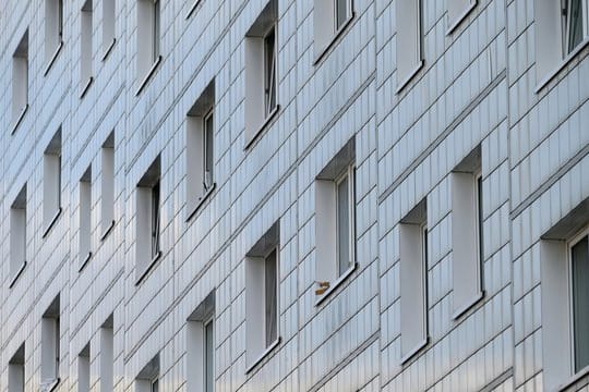 Mietern könnte in der Coronakrise schnell der Verlust der Wohnung drohen.