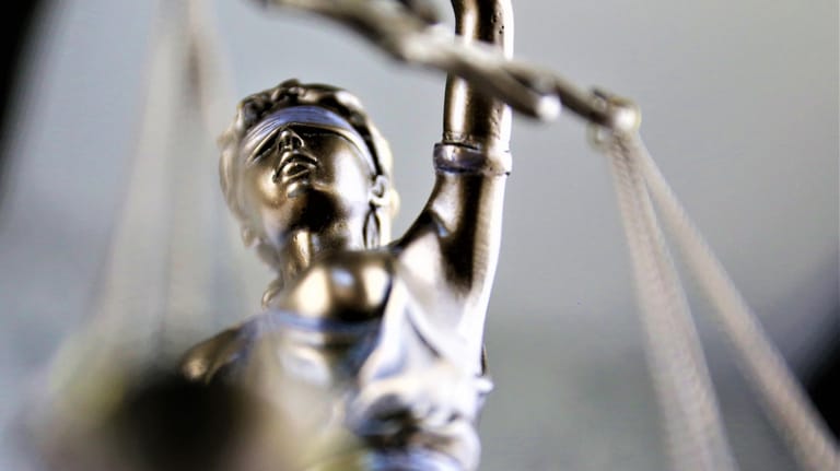 Eine Statue der Justitia: "Die Justiz ist in bestimmten Bereichen systemrelevant."