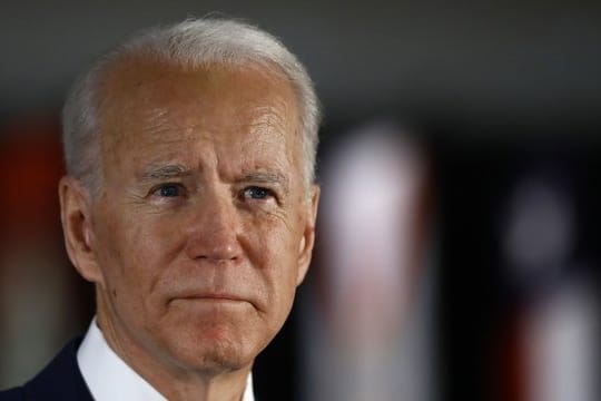 Joe Biden hat weitere wichtige Vorwahlen gewonnen.