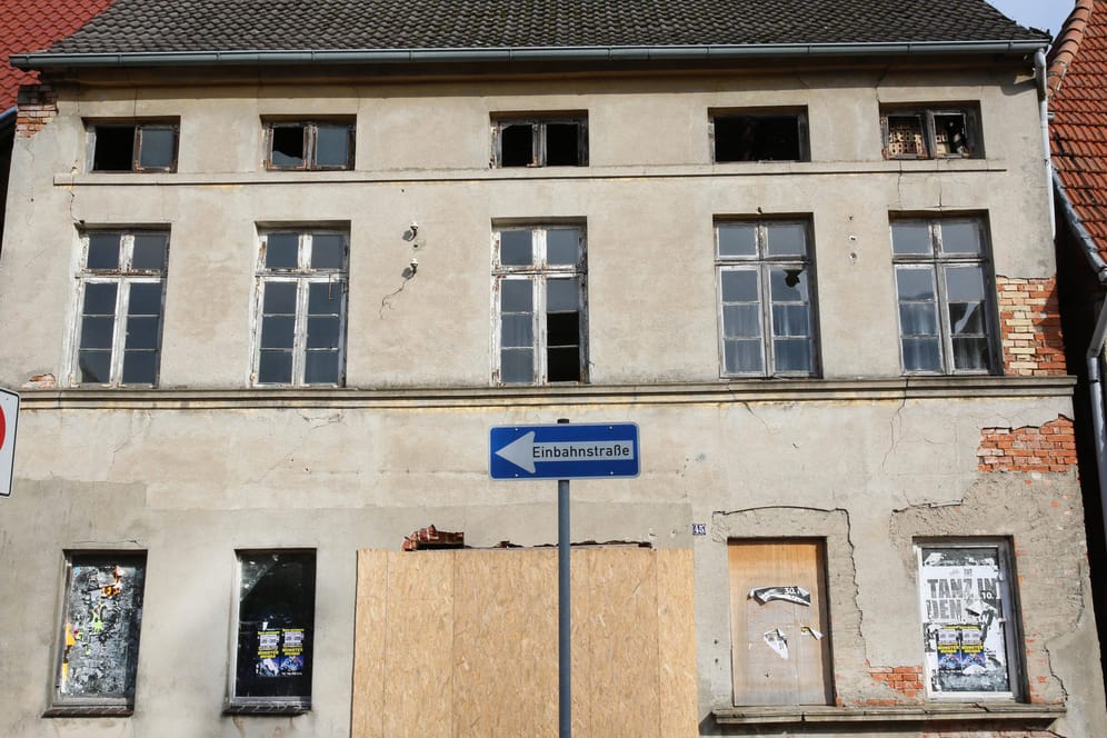 Ein leerstehendes Haus in Hagenow, Mecklenburg-Vorpommern: So bekommen Sie die Grundsteuer zurück.