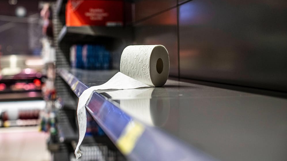 Toilettenpapier: Seit der Coronakrise ist Klopapier vielerorts ausverkauft.