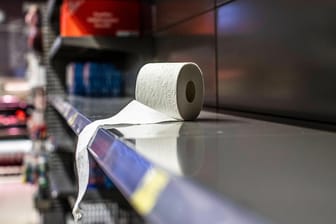 Toilettenpapier: Seit der Coronakrise ist Klopapier vielerorts ausverkauft.