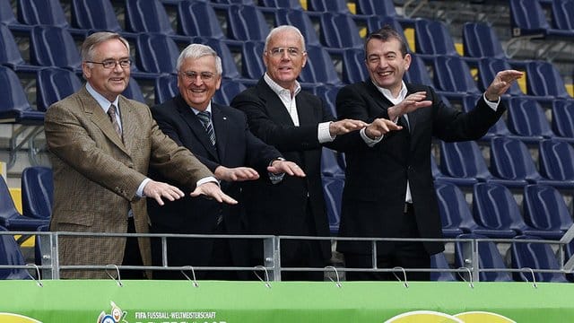 Das Präsidium des OK für die WM 2006 (l-r): Horst R. Das Präsidium des OK für die WM 2006 (l-r): Horst R.