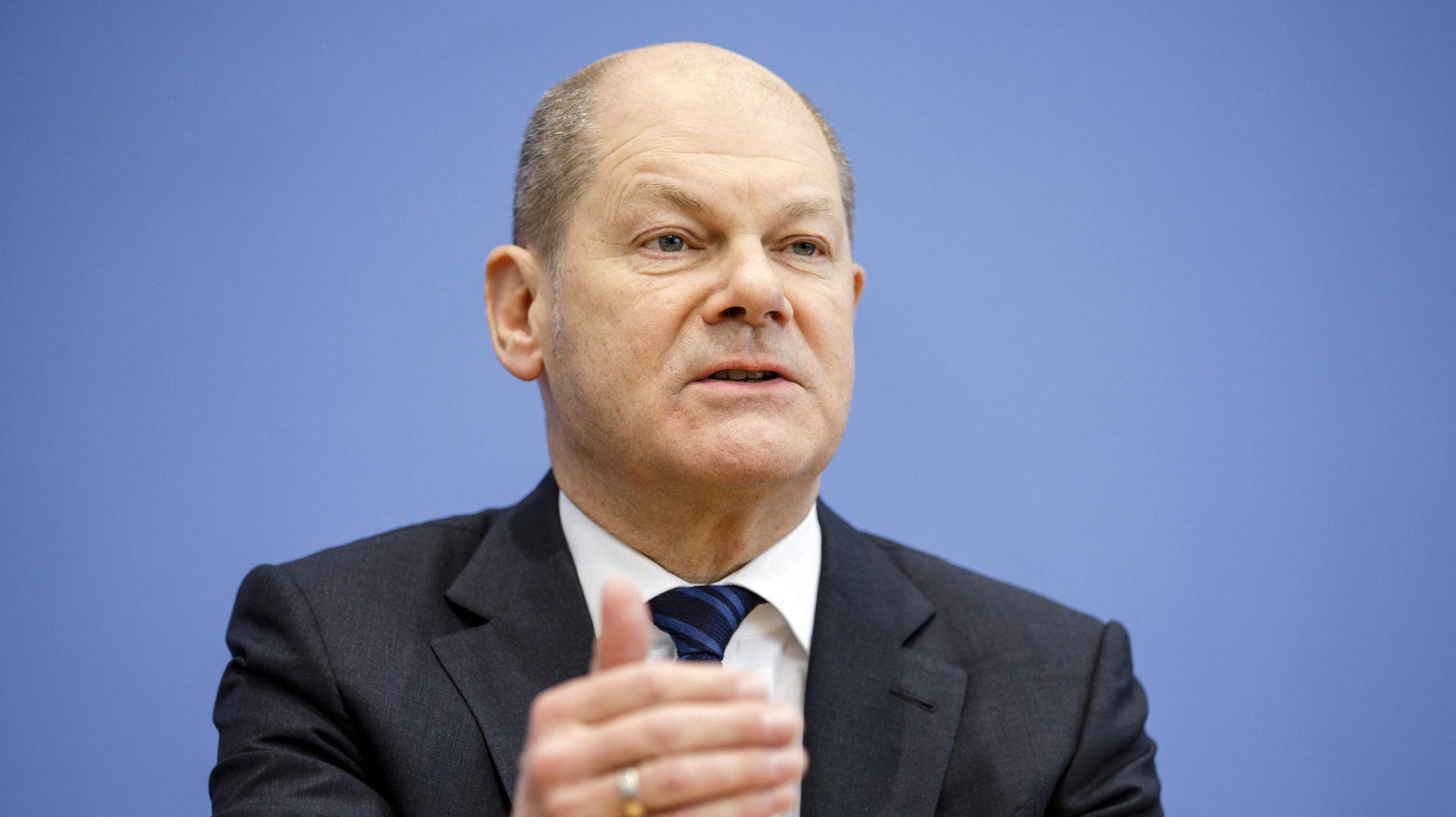 Bundesfinanzminister Olaf Scholz: Der neue Bundeshaushalt für 2021 kann die Auswirkungen der Corona-Krise noch nicht berücksichtigen. Bundesfinanzminister Olaf Scholz: Der neue Bundeshaushalt für 2021 kann die Auswirkungen der Corona-Krise noch nicht berücksichtigen.