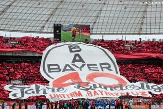 Bayer Leverkusen hat das gemeinschaftliche Training für alle Mannschaften bis auf Weiteres eingestellt.