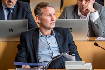 Björn Höcke im Thüringer Landtag: Der Landesvorstand der AfD in Nordrhein-Westfalen will den rechtsextremen "Flügel" der Partei auflösen.