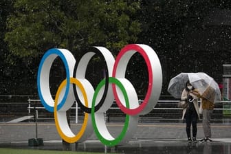 Wegen der Coronavirus-Pandemie sind die Olympischen Spiele gefährdet.