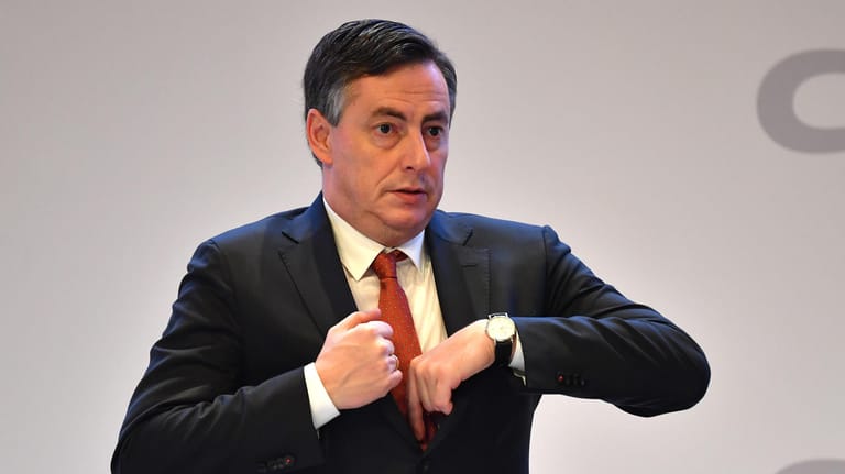 David McAllister: Der Brexit-Beauftragte der EU fordert angesichts der Corona-Krise ein Einlenken der britischen Regierung.
