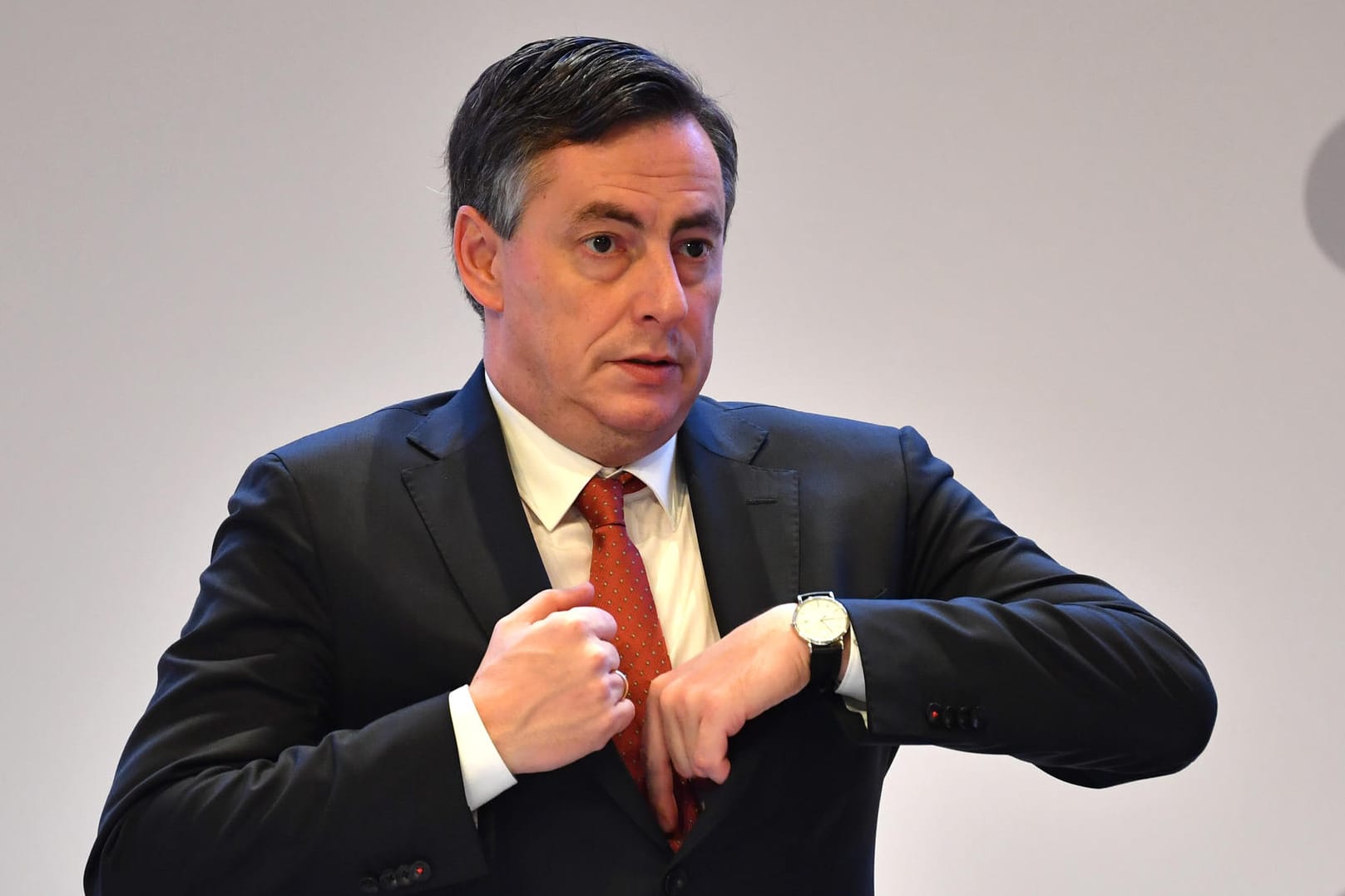 David McAllister: Der Brexit-Beauftragte der EU fordert angesichts der Corona-Krise ein Einlenken der britischen Regierung.