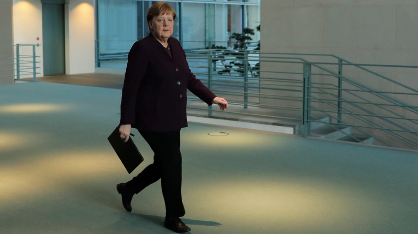 Bundeskanzlerin Angela Merkel (CDU) am Montag im Kanzleramt: "Es war eine Vorbereitungssitzung für das Kabinett am Montag und die Parlamentswoche."