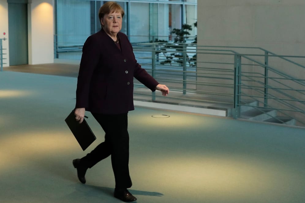 Bundeskanzlerin Angela Merkel (CDU) am Montag im Kanzleramt: "Es war eine Vorbereitungssitzung für das Kabinett am Montag und die Parlamentswoche."