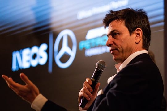 Begrüßt die Verschiebung der Regelfeform: Mercedes-Motorsportchef Toto Wolff.