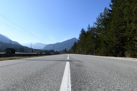 Weniger Verkehr - wie hier im bayerischen Mittenwald.