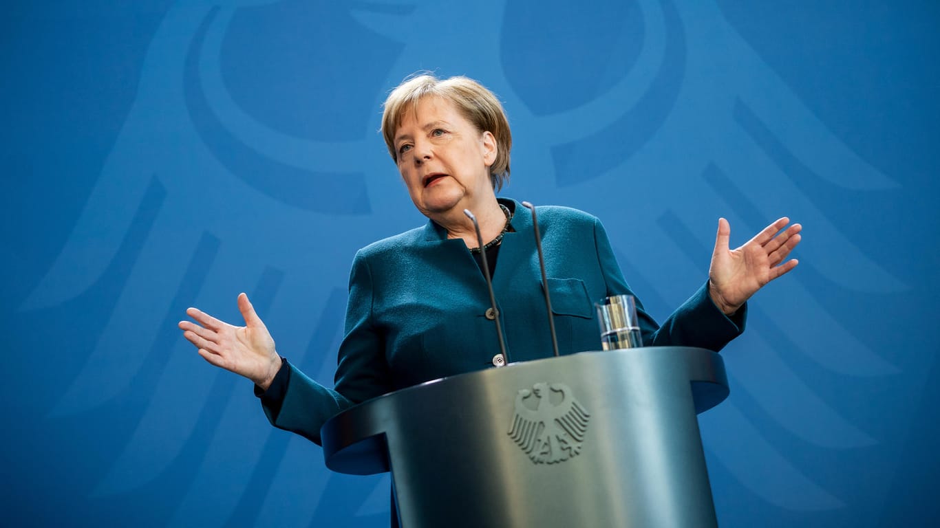 Kanzlerin Angela Merkel spricht in Berlin: Bund und Länder haben sich auf neue Maßnahmen in der Corona-Krise verständigt.