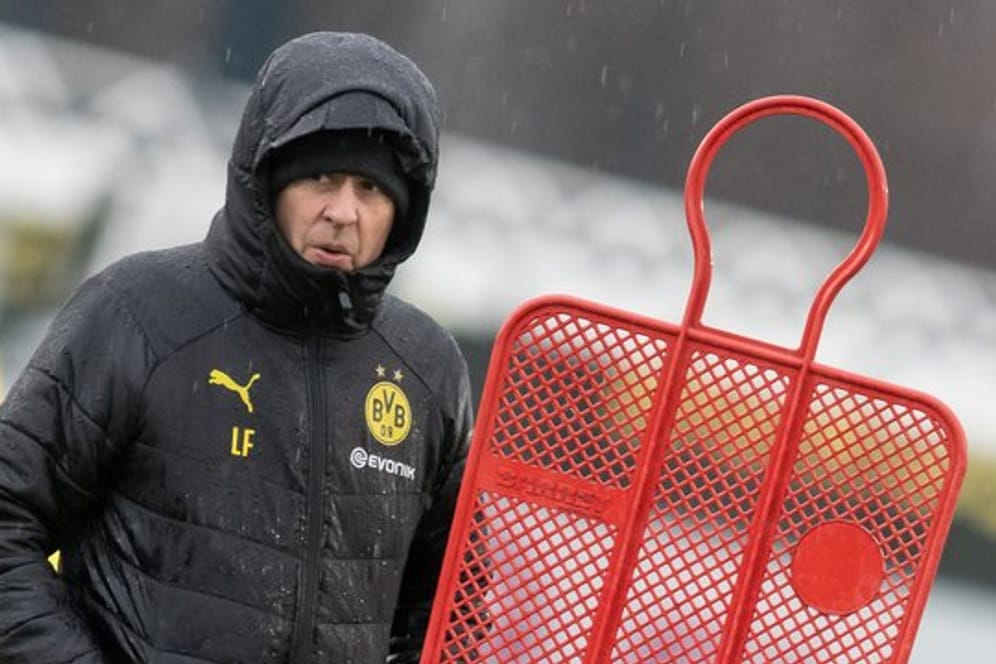 BVB-Coach Lucien Favre verzichtet eine weitere Woche auf das Teamtraining.